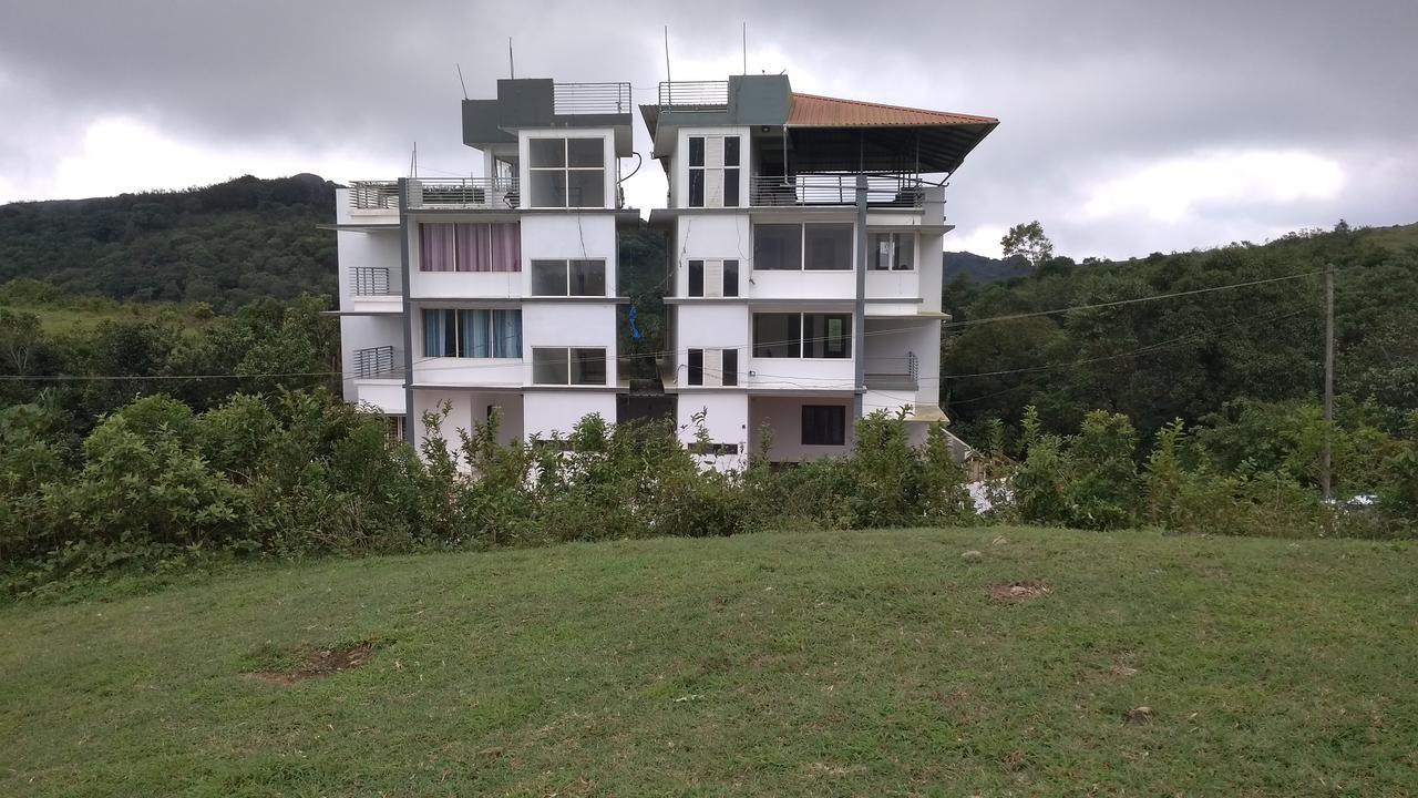 فندق Vagamon Clouds المظهر الخارجي الصورة